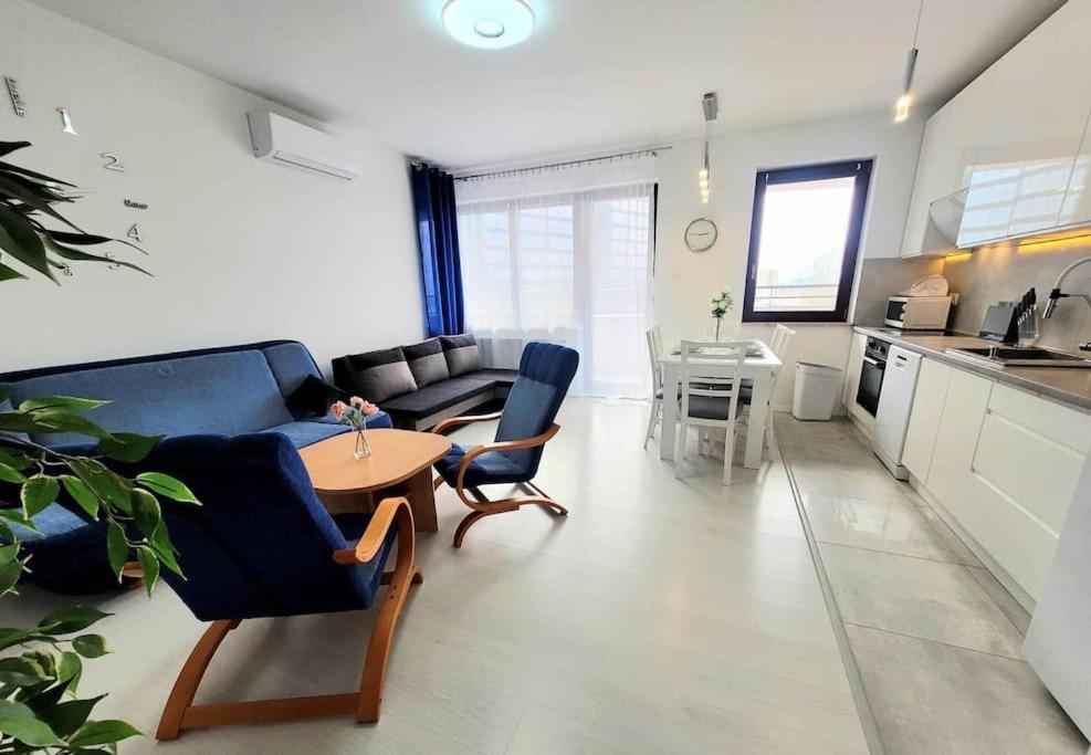 Apartment Sophie 3 Rooms, 2 Bathrooms, 8 Persons Krasków Εξωτερικό φωτογραφία